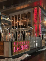 Hunters Landing Bar Grill Hub Restaurant food