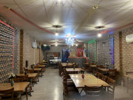 Melton Indian Restaurant inside