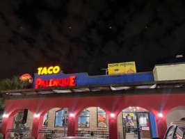 Taco Palenque outside