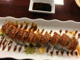 Yamahana Sushi food