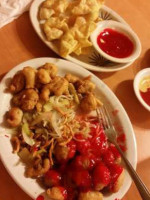 Wallys Chinese Kitchen food