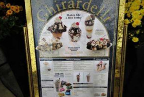 Ghirardelli Ice Cream And Chocolate Shop outside