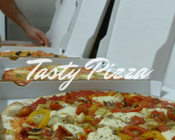 Tasty Pizza food