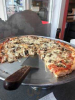 North End Pizza food