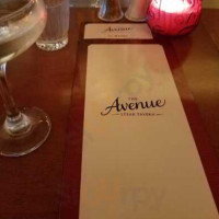 The Avenue Steak Tavern food