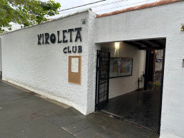 Club Kiroleta food