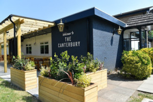 Canterbury Inn outside