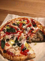 Blaze Pizza food