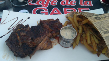 Cafe De Le Gare food