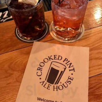 Crooked Pint Ale House food