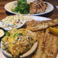 Cheddar's Scratch Kitchen food