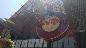 Hard Rock Cafe outside
