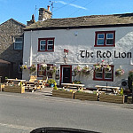 Red Lion Inn outside