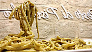 Pesto Di Pistacchio food