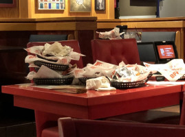 Red Robin Gourmet Burgers And Brews food