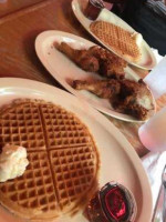 Roscoe's Chicken And Waffles Pico Blvd. food