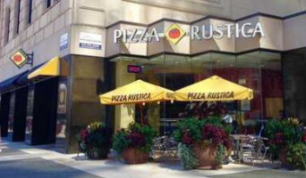 Pizza Rustica Downtown Columbus outside