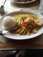 Kinara Thai Bistro food