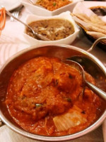 Omjury's Curry Leaves food