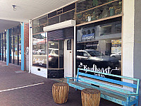 Budburst Small Bar outside