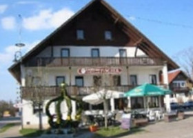 Gasthaus Fischer outside
