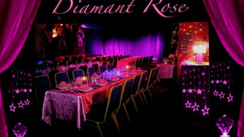 Cabaret Le Diamant Rose food