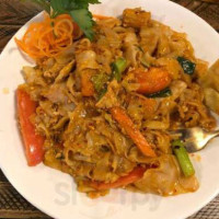 Nickys Thai Kitchen food