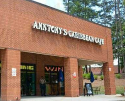 Anntony's Caribbean Cafe food