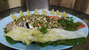 New Ruean Thai food