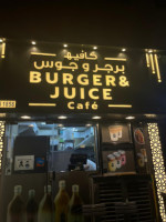 Burger And Juice Cafe Al Maqta food