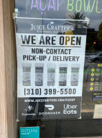 Juice Crafters Santa Monica outside
