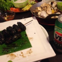 Hai Au Lang Nuong food