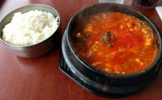 Kimchi Tofu House food