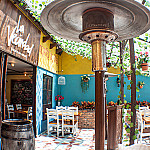 La Vecindad - Mexican Grill inside