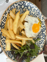 Au Canon des Invalides food