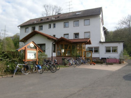 Waldhotel Glimmesmühle outside
