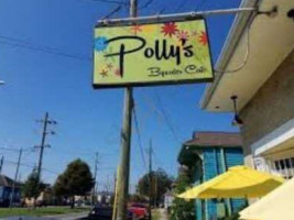 Polly's Bywater Cafe outside