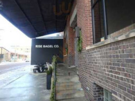 Rise Bagel Co. outside