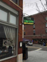 The Tavern Restaurant outside
