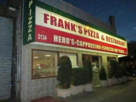 Franks Pizza food