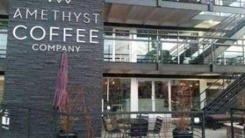 Amethyst Coffee- Broadway inside