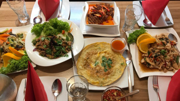 AROI THAI Restaurant food
