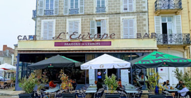 Cafe De L'europe inside