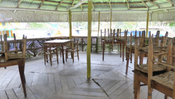 El Refugio Yaroca inside