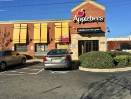 Applebee's Memphis outside