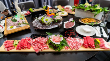 Yu Xiang Hot Pot food