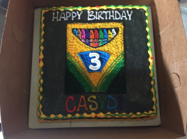 Caro's Cakes Too food