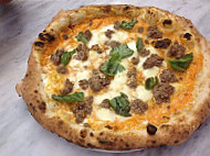 Pizzeria Vesuvio food