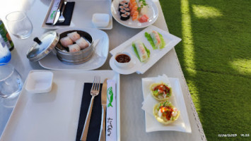 Miishi Sushi Club food
