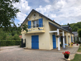 Ferme Auberge Du Vieux Chateau inside